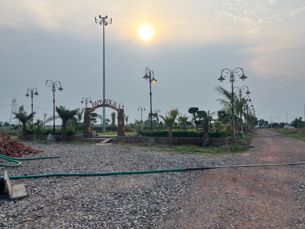 WhatsApp Image 2025-11-13 at 1.02.26 PM (1)